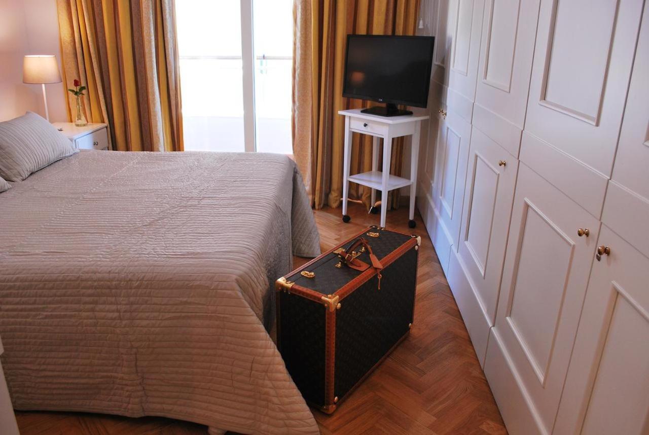 Attico 203 Bed and Breakfast Rom Exteriör bild